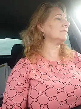 Snapshot of Elza01 chatting on October 3, 2025, 5:53 am Elza01 online show from October 3, 2025, 5:53 am