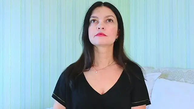  Lily  online show from January 21, 2025, 9:24 am