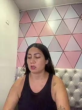 juliana diaz online show from October 8, 2025, 6:41 pm