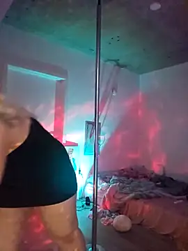 NikiFm online show from September 29, 2025, 1:39 pm