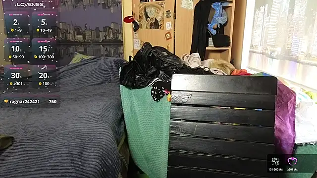 JannetPie online show from March 8, 2026, 9:34 am