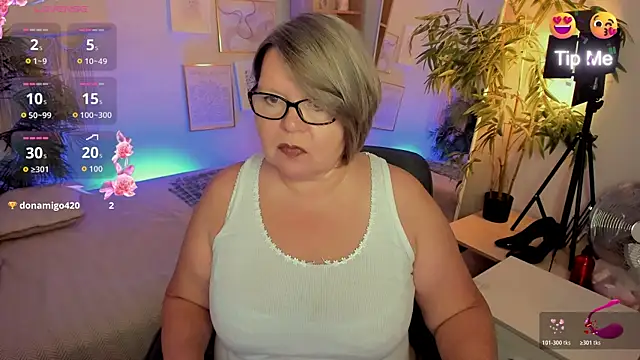 Snapshot of Shannonshine chatting on July 23, 2026, 1:41 pm Shannonshine online show from July 23, 2026, 1:41 pm