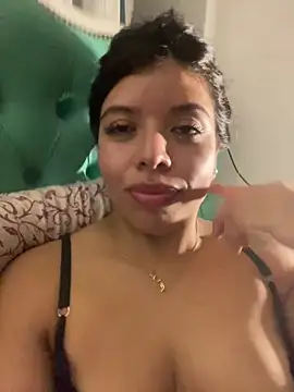 DulceAngelica online show from March 29, 2026, 7:10 am