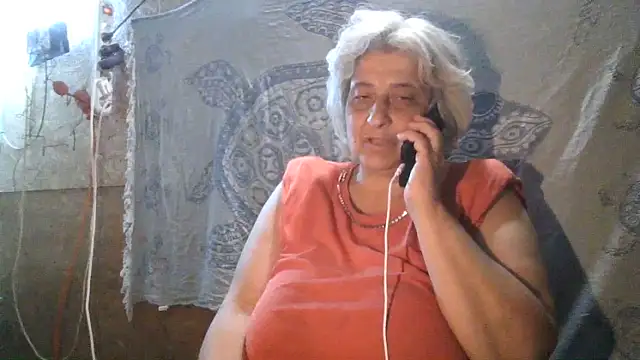 Snapshot of ExquisiteMature chatting on June 11, 2026, 10:07 pm ExquisiteMature online show from June 11, 2026, 10:07 pm