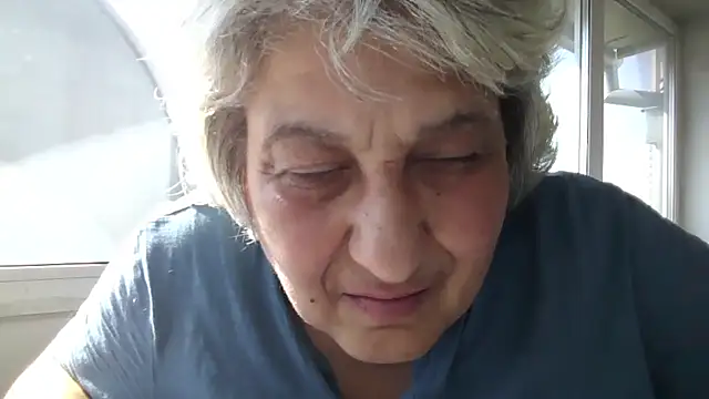 Snapshot of ExquisiteMature chatting on April 5, 2026, 7:48 am ExquisiteMature online show from April 5, 2026, 7:48 am