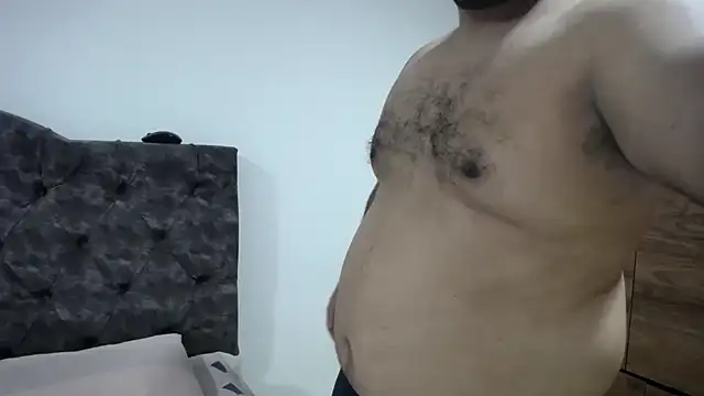 Snapshot of santi_hothot chatting on December 2, 2025, 7:37 pm santi hothot online show from December 2, 2025, 7:37 pm