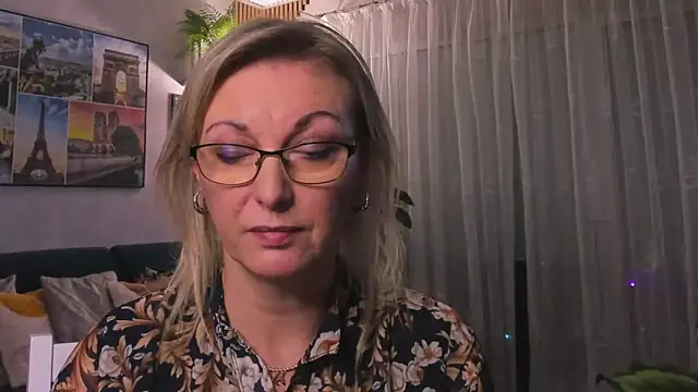 Snapshot of vanessa_chat chatting on February 27, 2025, 5:16 pm vanessa chat online show from February 27, 2025, 5:16 pm