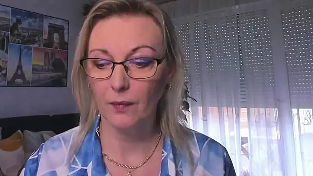 Snapshot of vanessa_chat chatting on February 25, 2025, 2:15 pm vanessa chat online show from February 25, 2025, 2:15 pm