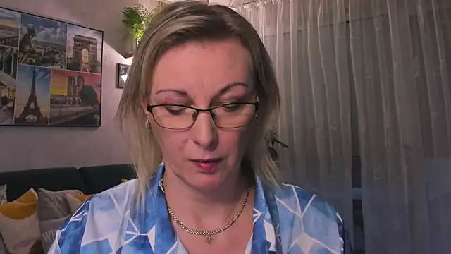 Snapshot of vanessa_chat chatting on February 25, 2025, 5:51 pm vanessa chat online show from February 25, 2025, 5:51 pm