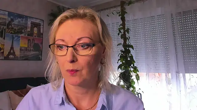 Snapshot of vanessa_chat chatting on September 18, 2025, 1:25 pm vanessa chat online show from September 18, 2025, 1:25 pm