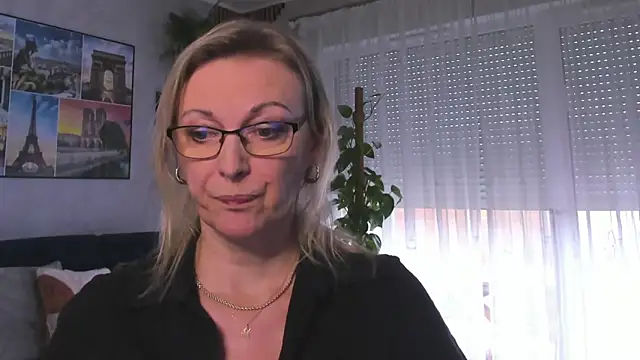 Snapshot of vanessa_chat chatting on March 2, 2025, 2:25 pm vanessa chat online show from March 2, 2025, 2:25 pm