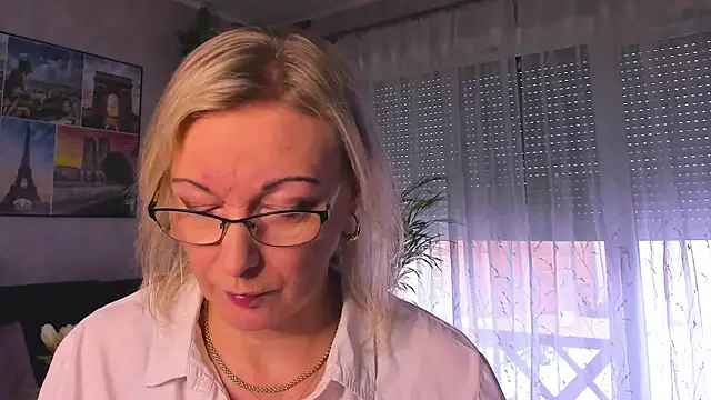 vanessa chat online show from January 11, 2026, 2:24 pm