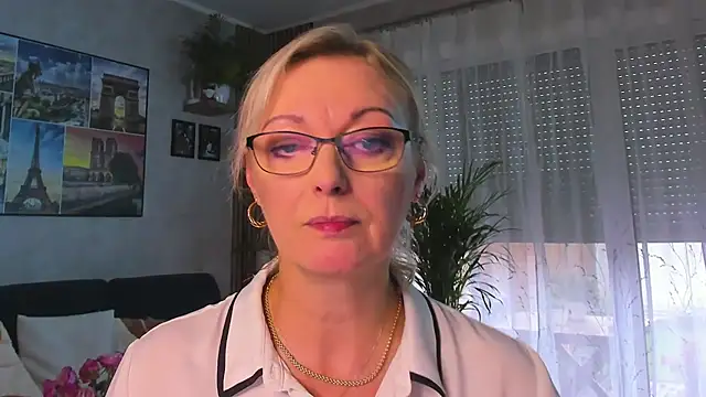 Snapshot of vanessa_chat chatting on October 8, 2025, 1:56 pm vanessa chat online show from October 8, 2025, 1:56 pm