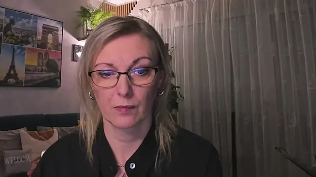 Snapshot of vanessa_chat chatting on March 3, 2025, 5:20 pm vanessa chat online show from March 3, 2025, 5:20 pm