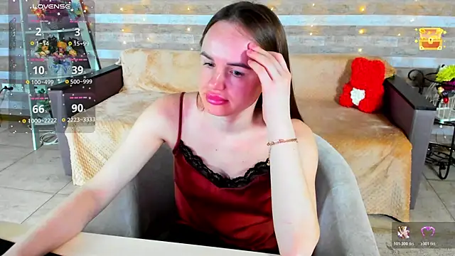 Snapshot of SusanSmit chatting on April 25, 2026, 7:00 pm SusanSmit online show from April 25, 2026, 7:00 pm
