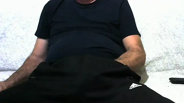 Snapshot of 35tibet35 chatting on November 10, 2025, 3:17 pm 35tibet35 online show from November 10, 2025, 3:17 pm