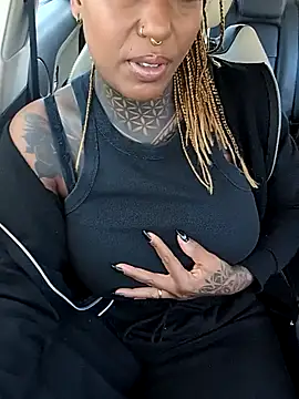 Snapshot of DarkDea chatting on October 27, 2025, 12:39 pm DarkDea online show from October 27, 2025, 12:39 pm