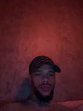 Lionayowe online show from February 18, 2026, 9:33 pm