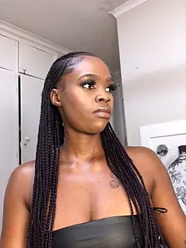 Snapshot of LuciousLips96 chatting on September 24, 2025, 10:44 am LuciousLips96 online show from September 24, 2025, 10:44 am