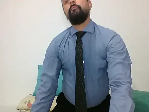 TRIISTAN KING10 online show from March 6, 2025, 8:37 pm