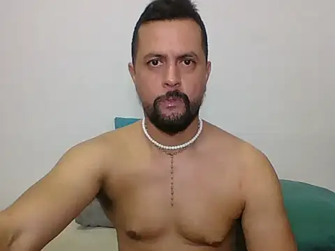 Snapshot of TRIISTAN_KING10 chatting on July 15, 2026, 9:22 pm TRIISTAN KING10 online show from July 15, 2026, 9:22 pm
