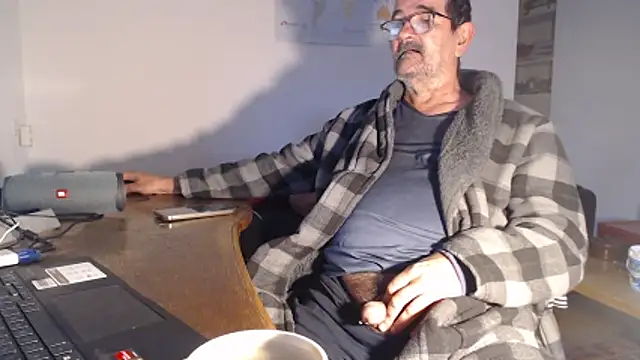 silvio-aus-luzern-CH online show from October 29, 2025, 6:12 am