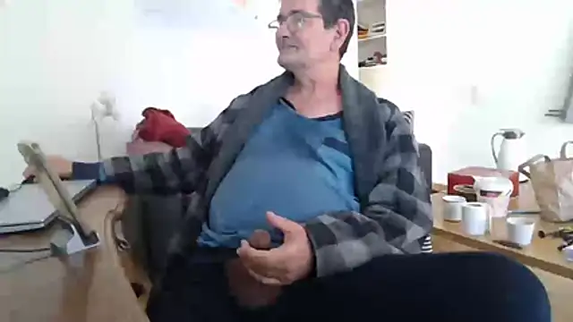 silvio-aus-luzern-CH online show from March 22, 2026, 1:34 pm