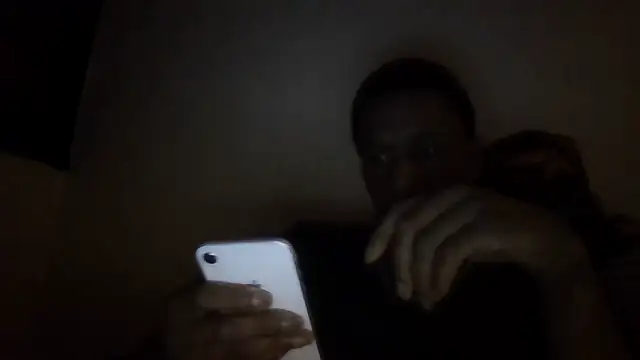 Snapshot of Tristris100 chatting on March 9, 2025, 3:22 am Tristris100 online show from March 9, 2025, 3:22 am