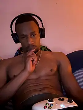 Snapshot of Tristris100 chatting on October 16, 2025, 4:10 am Tristris100 online show from October 16, 2025, 4:10 am