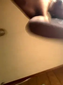 Snapshot of Tristris100 chatting on December 8, 2024, 3:02 pm Tristris100 online show from December 8, 2024, 3:02 pm