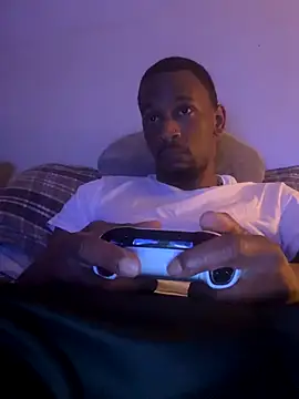 Snapshot of Tristris100 chatting on October 13, 2025, 2:02 am Tristris100 online show from October 13, 2025, 2:02 am