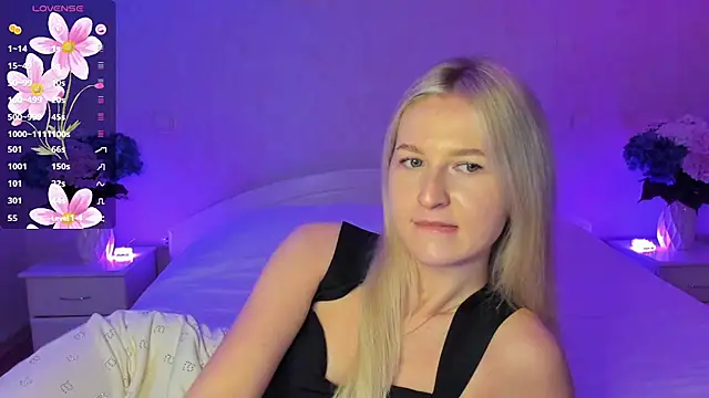 Snapshot of AnnaCarrera chatting on October 30, 2025, 10:17 pm AnnaCarrera online show from October 30, 2025, 10:17 pm