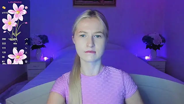 Snapshot of AnnaCarrera chatting on October 31, 2025, 9:22 pm AnnaCarrera online show from October 31, 2025, 9:22 pm