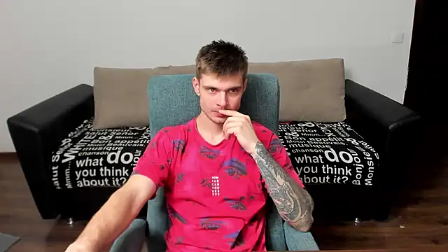 Snapshot of maks_wolfis chatting on February 20, 2025, 3:30 pm maks wolfis online show from February 20, 2025, 3:30 pm