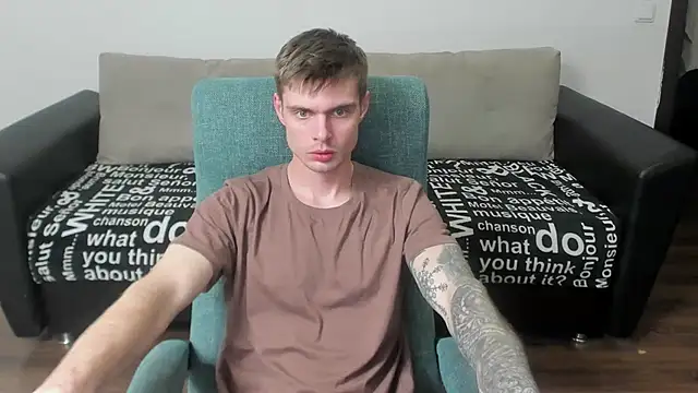 Snapshot of maks_wolfis chatting on March 2, 2025, 7:30 pm maks wolfis online show from March 2, 2025, 7:30 pm