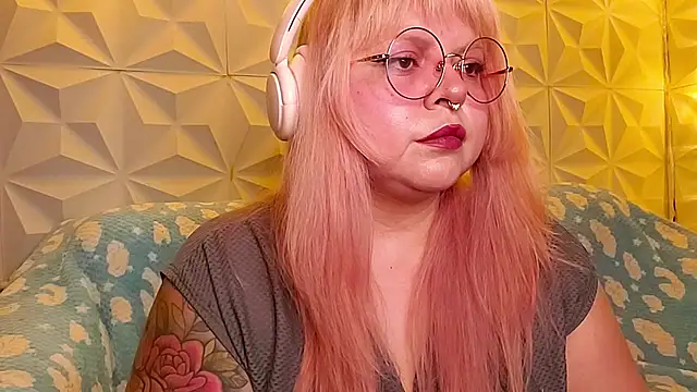Satyn doll online show from May 10, 2026, 12:25 am