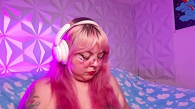 Satyn doll online show from March 6, 2026, 10:27 pm