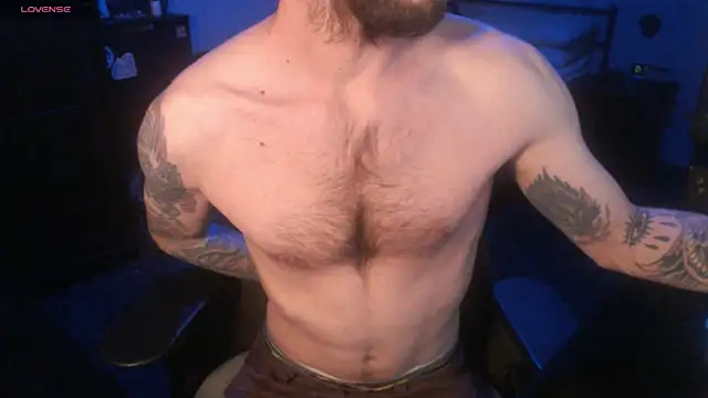 SexxxyLouis online show from November 25, 2025, 2:17 pm