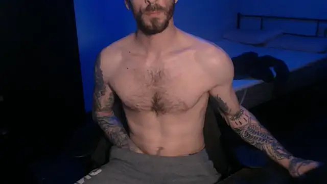 Snapshot of SexxxyLouis chatting on March 2, 2025, 6:35 pm SexxxyLouis online show from March 2, 2025, 6:35 pm