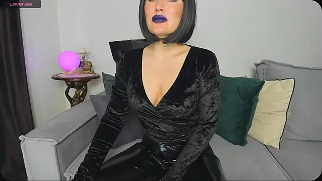 Snapshot of Fire_error chatting on February 22, 2025, 10:51 am Fire error online show from February 22, 2025, 10:51 am