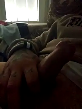 Snapshot of Alex3009 chatting on December 18, 2025, 10:41 am Alex3009 online show from December 18, 2025, 10:41 am