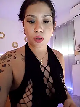 Snapshot of little_susie chatting on November 4, 2025, 9:24 am little susie online show from November 4, 2025, 9:24 am