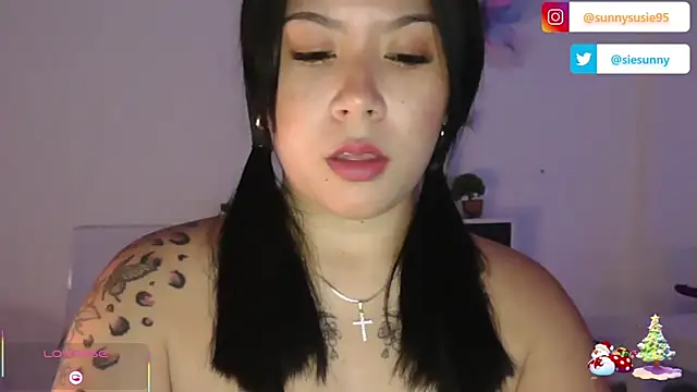 Snapshot of little_susie chatting on November 18, 2025, 9:23 am little susie online show from November 18, 2025, 9:23 am