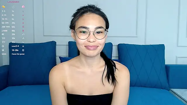 Snapshot of kwana_colada chatting on October 5, 2025, 9:44 am kwana colada online show from October 5, 2025, 9:44 am