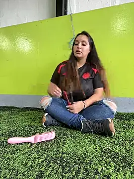 Snapshot of milly_cruz chatting on June 12, 2026, 2:37 pm milly cruz online show from June 12, 2026, 2:37 pm