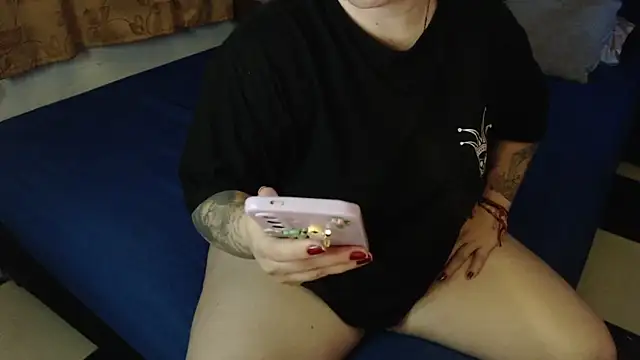 ANGELIQUE KLANE online show from December 4, 2025, 4:55 am