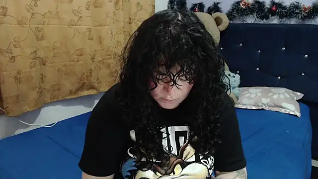 ANGELIQUE KLANE online show from January 7, 2026, 1:43 am