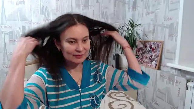 Snapshot of GinaQSoul chatting on November 16, 2025, 12:54 pm GinaQSoul online show from November 16, 2025, 12:54 pm