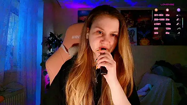 GoodWitch  online show from March 27, 2026, 6:22 am