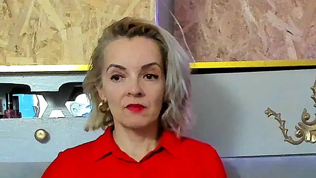 KateConner online show from November 27, 2025, 11:05 pm